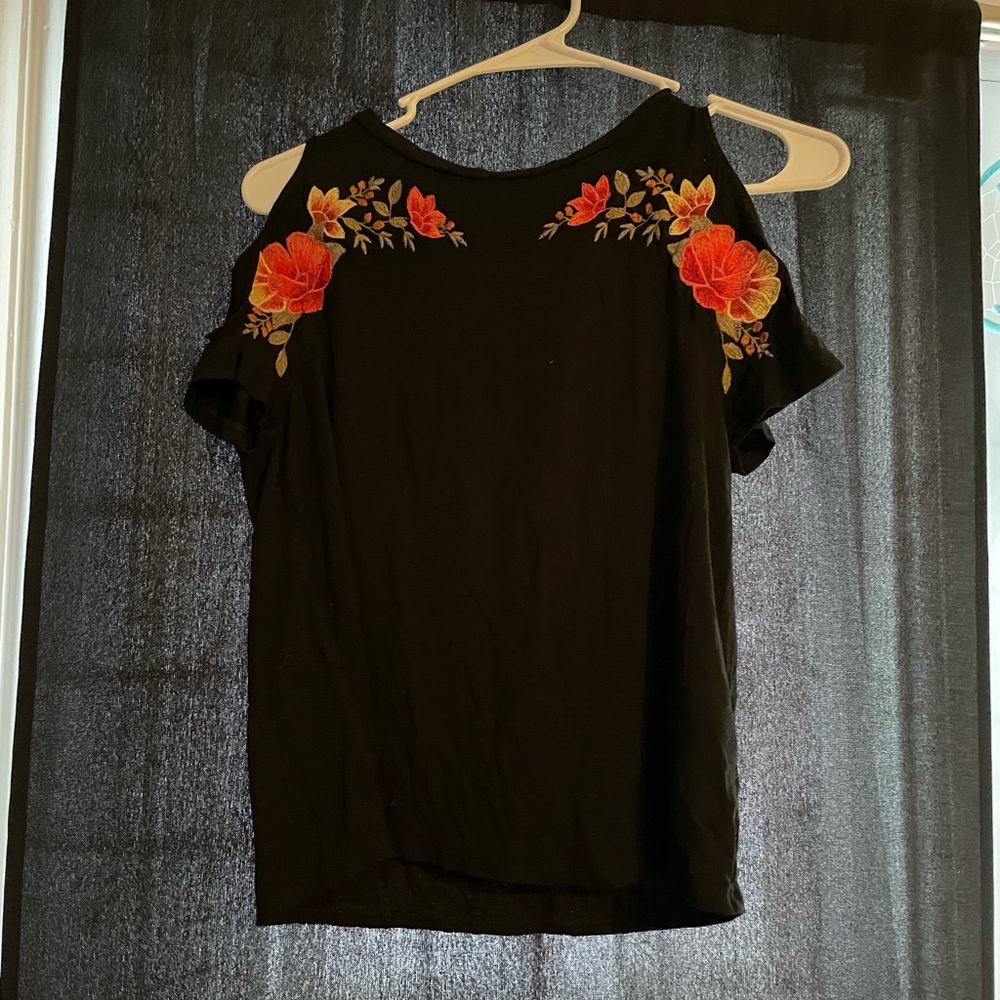 American Eagle XS off the shoulder super soft!